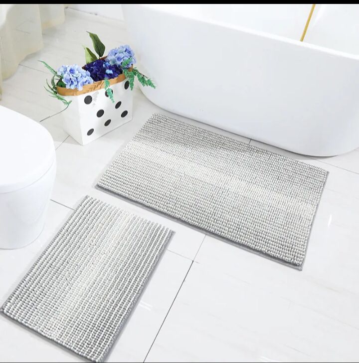 BATH MAT
