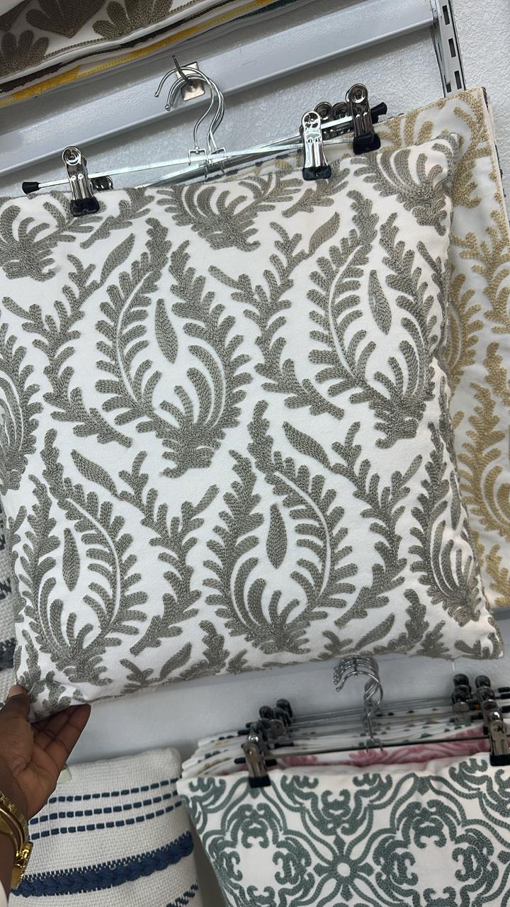 THROW PILLOWS