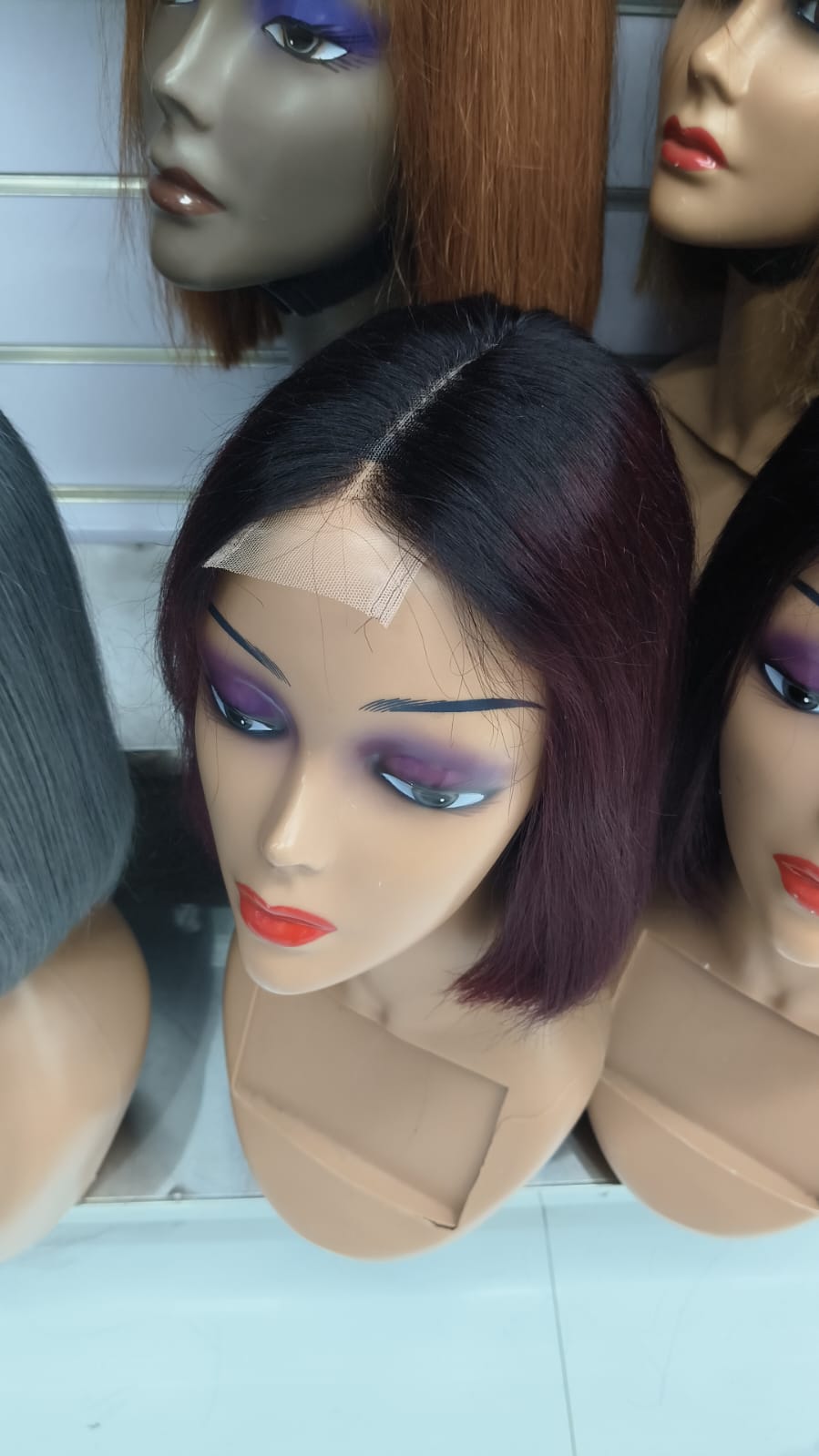 STRAIGHT WIGS