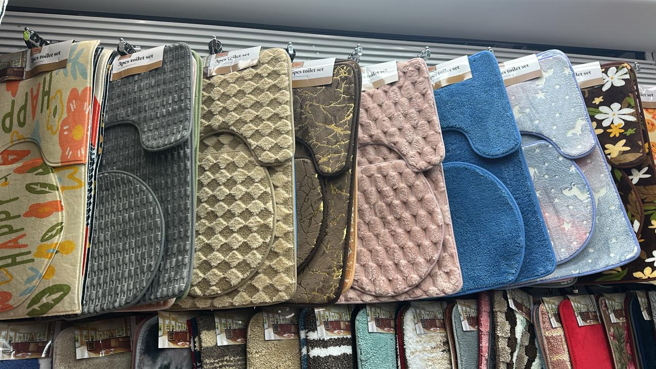 BATHROOM RUGS