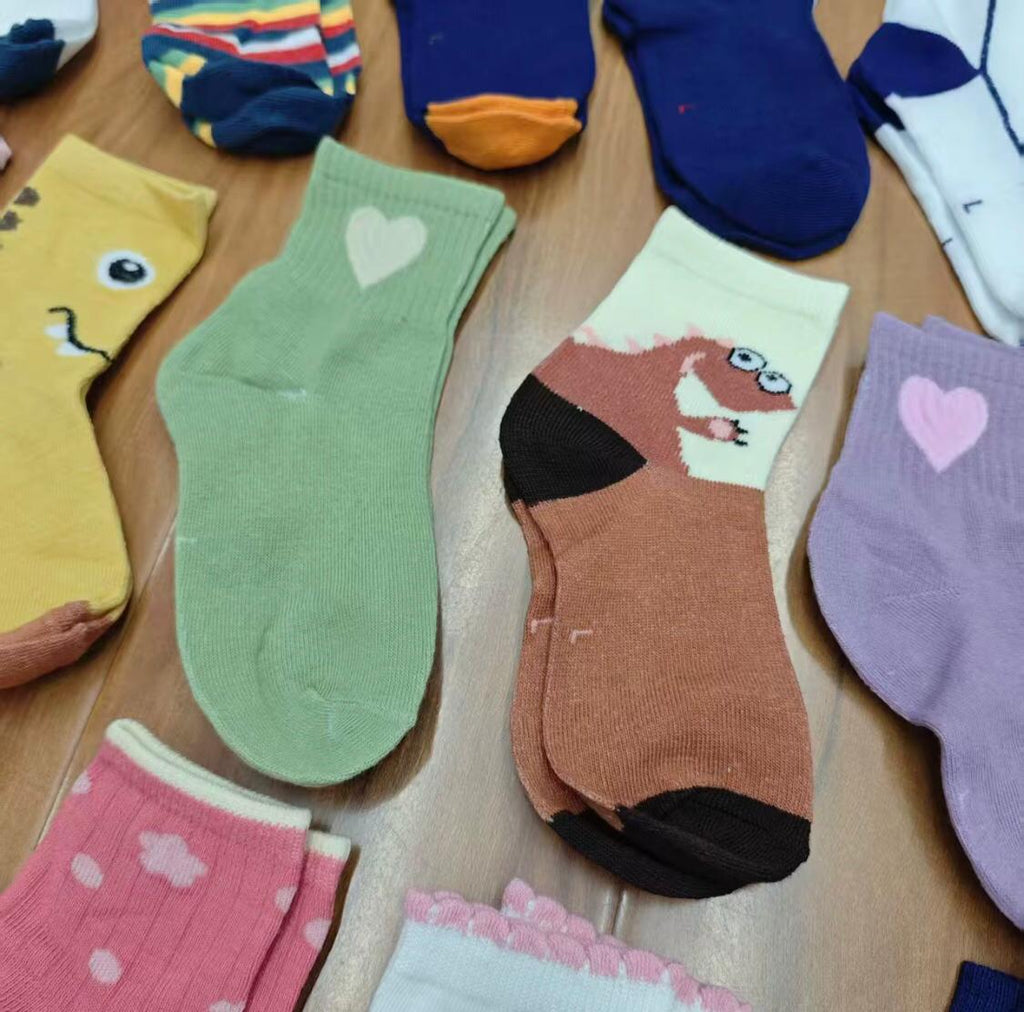 KIDS CHILDREN SOCKS