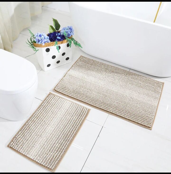 BATH MAT