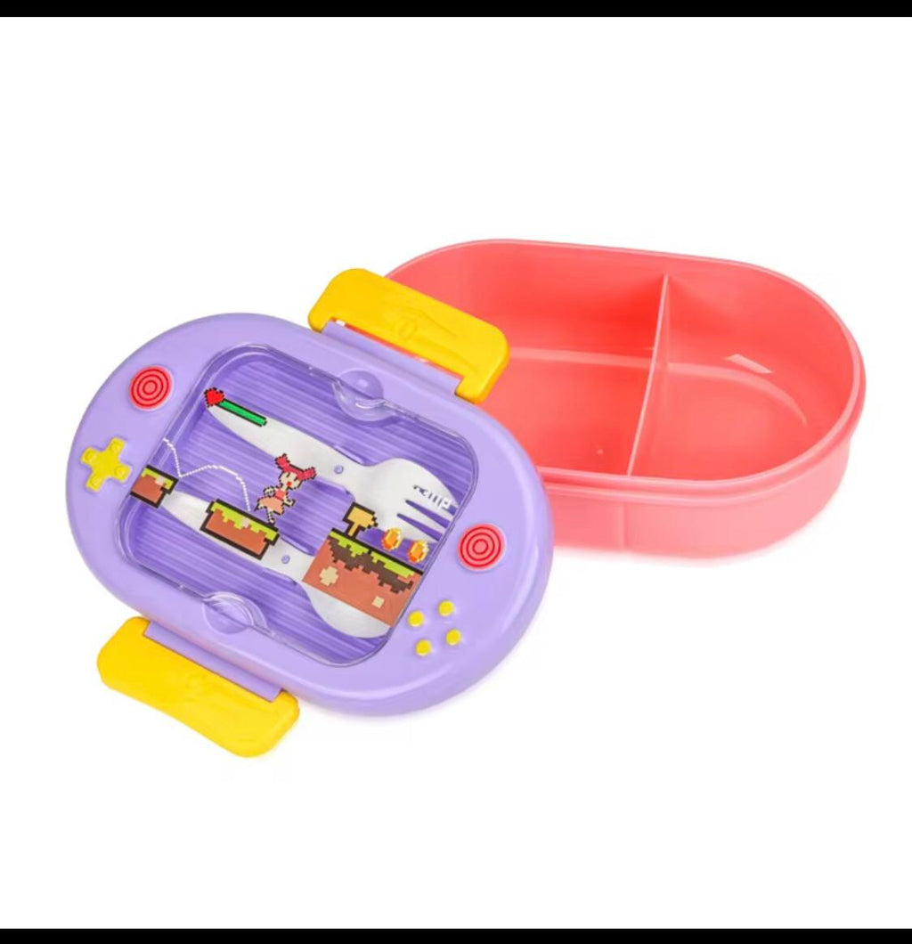 FOOD CONTAINER AND WATER BOTTLE