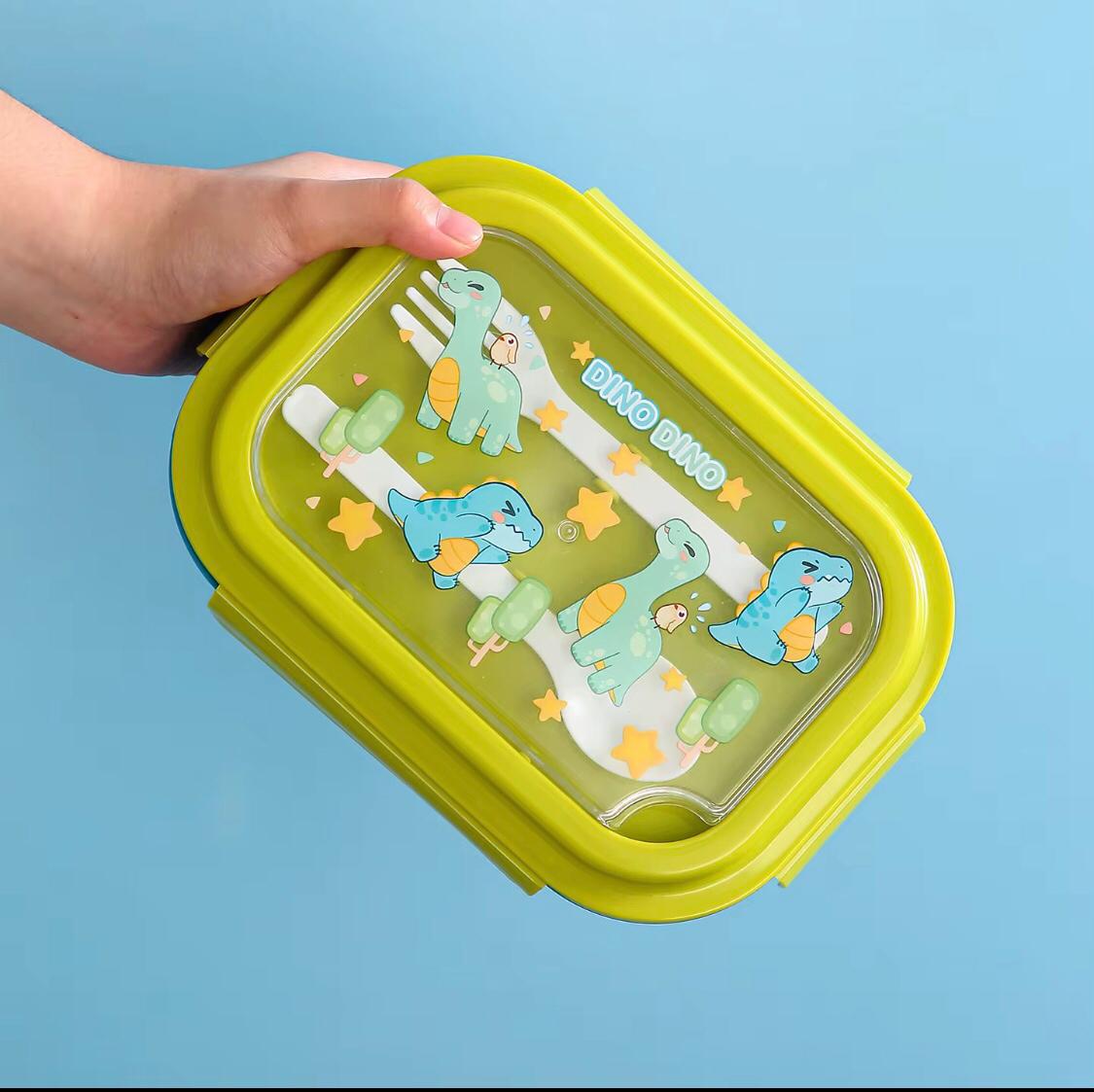 FOOD CONTAINER AND WATER BOTTLE